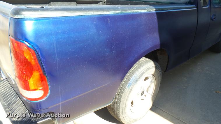 image for item DA0315 1998 Ford F150 SuperCab pickup truck