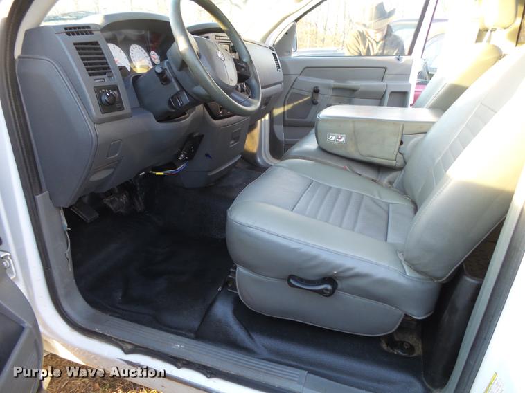 image for item DA2519 2006 Dodge Ram 2500 pickup truck