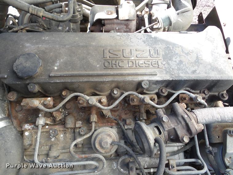 image for item DA7270 2003 Isuzu NPR HD box truck