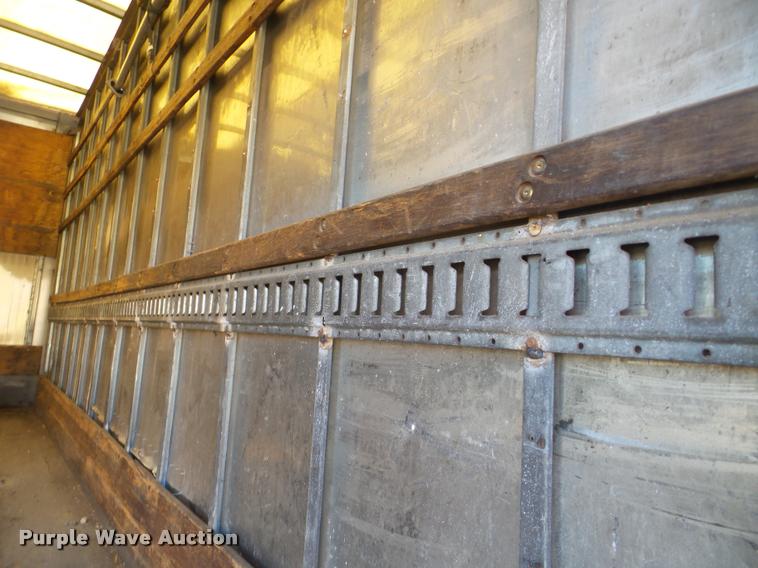 image for item DA7270 2003 Isuzu NPR HD box truck