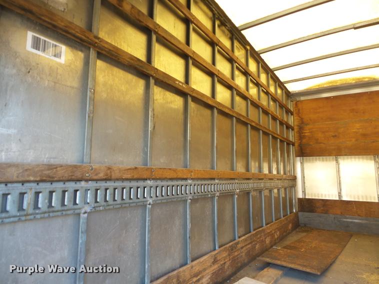 image for item DA7270 2003 Isuzu NPR HD box truck