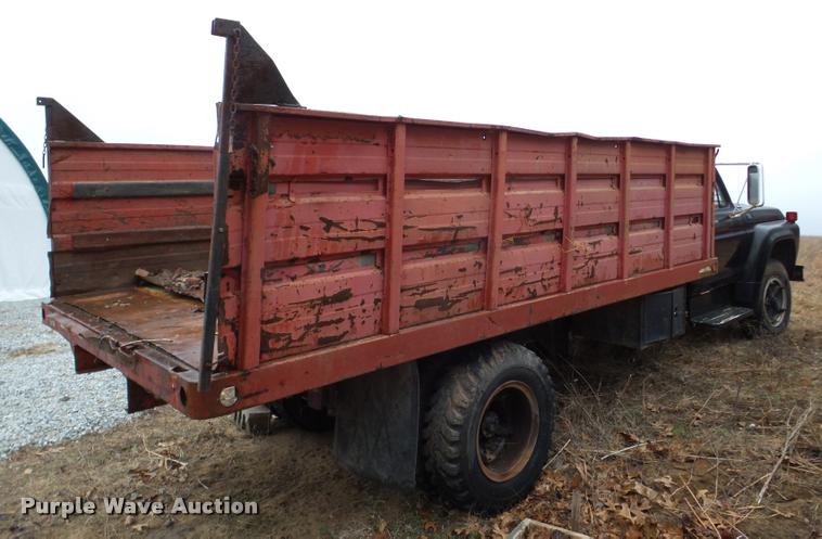image for item DA7289 1978 Ford F600 dump truck