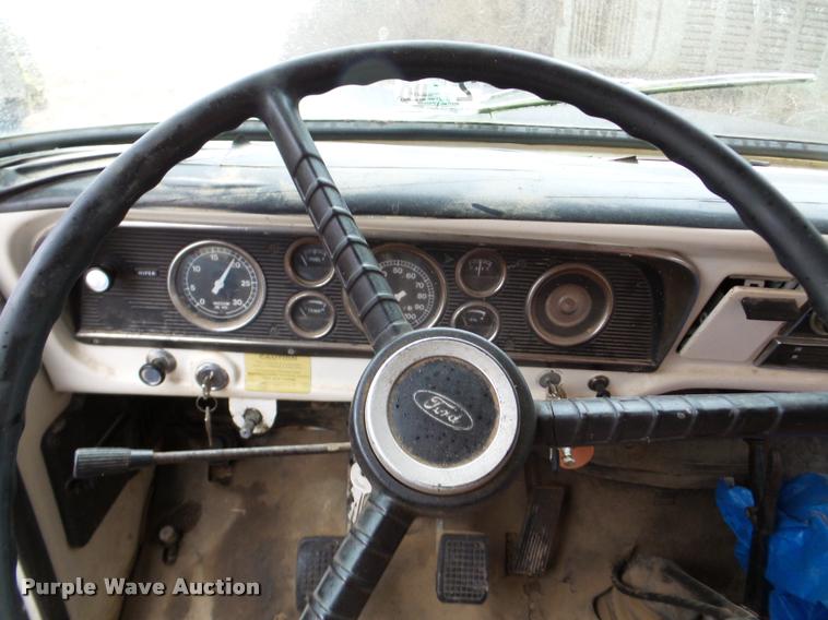 image for item DA7289 1978 Ford F600 dump truck