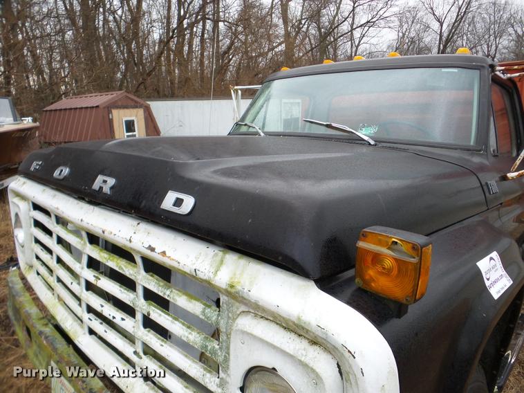 image for item DA7289 1978 Ford F600 dump truck