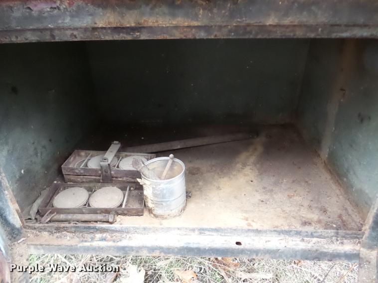 image for item DA7289 1978 Ford F600 dump truck