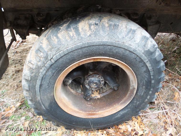 image for item DA7289 1978 Ford F600 dump truck