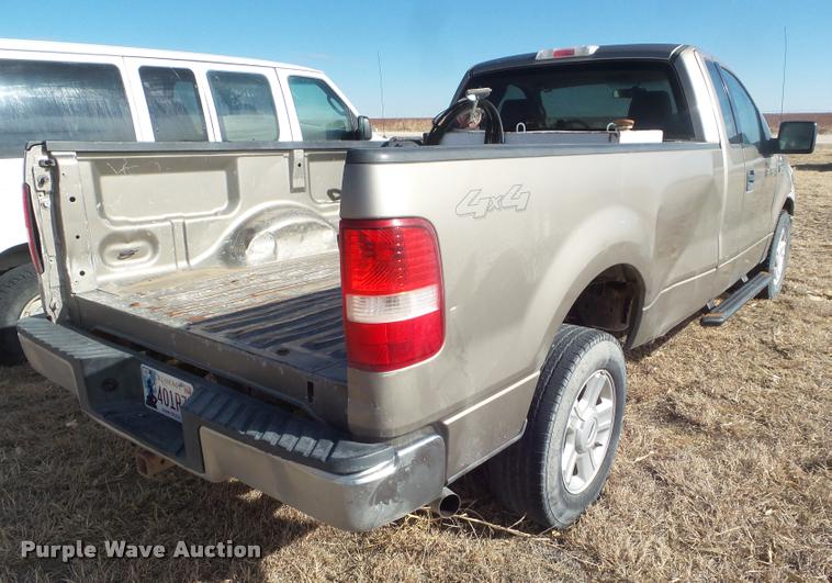 image for item DA7565 2004 Ford F150 pickup truck