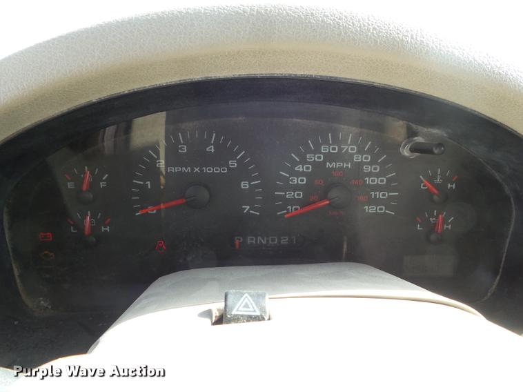 image for item DA7565 2004 Ford F150 pickup truck