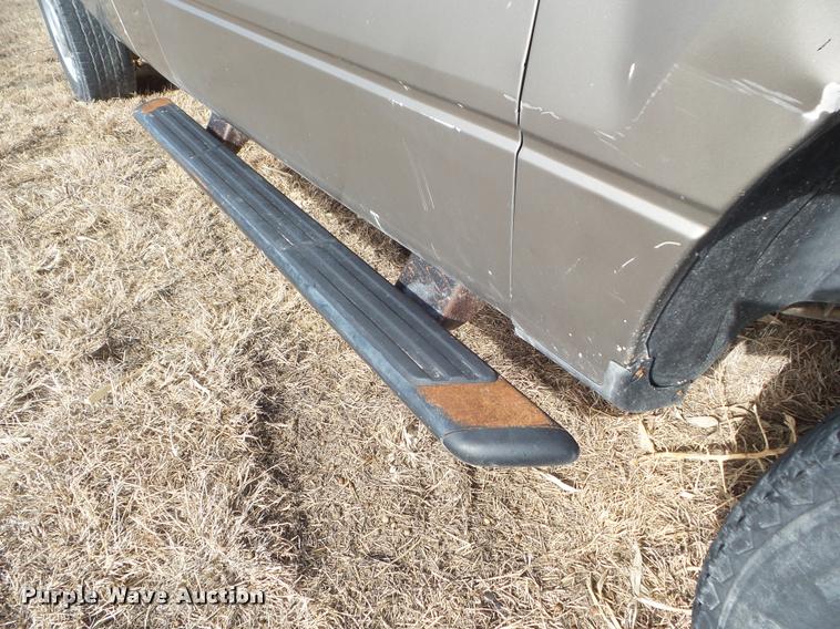 image for item DA7565 2004 Ford F150 pickup truck