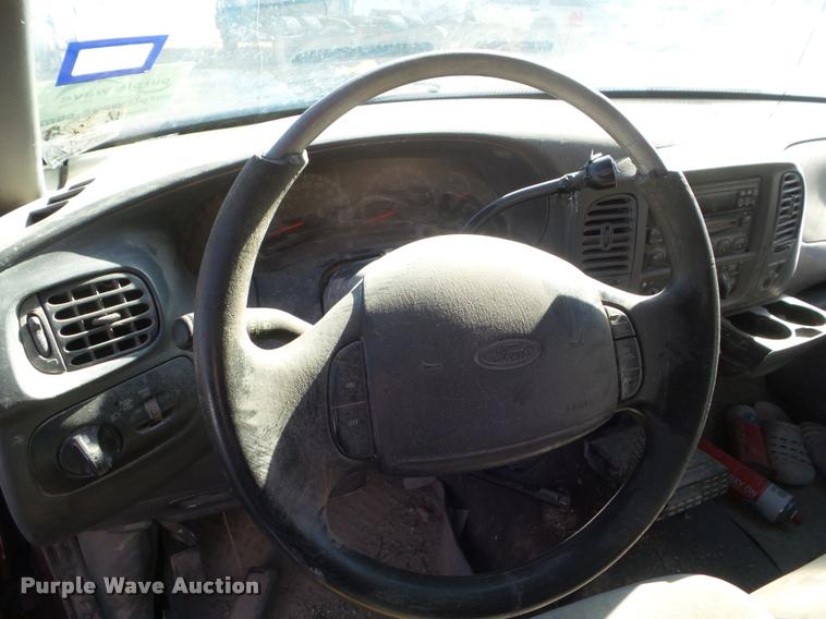 image for item DA7574 1999 Ford F250 SuperCab pickup truck