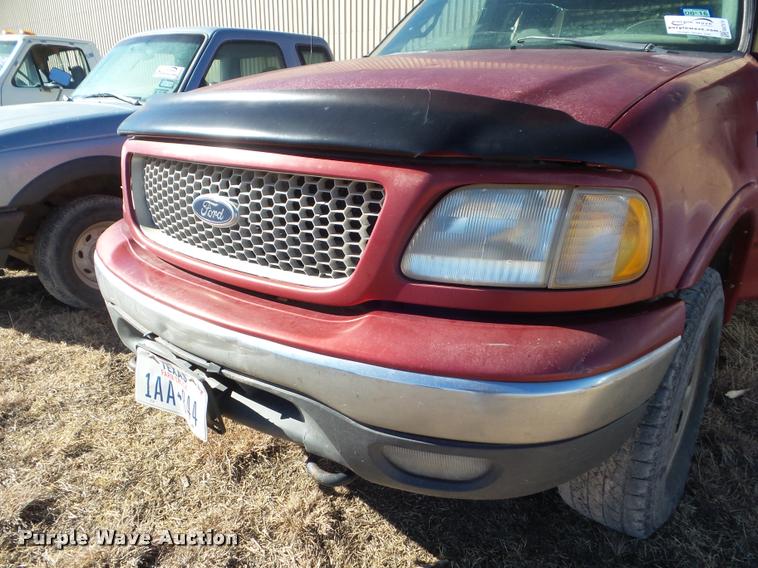 image for item DA7574 1999 Ford F250 SuperCab pickup truck