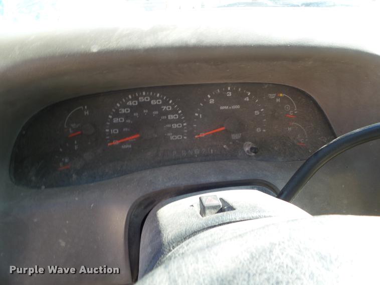 image for item DA7577 2003 Ford F250 Super Duty SuperCab pickup truck