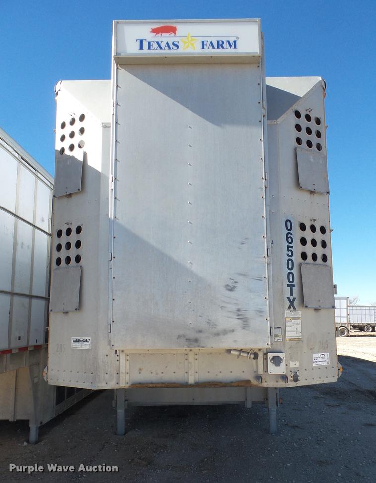 image for item DA7580 2006 Merritt livestock trailer