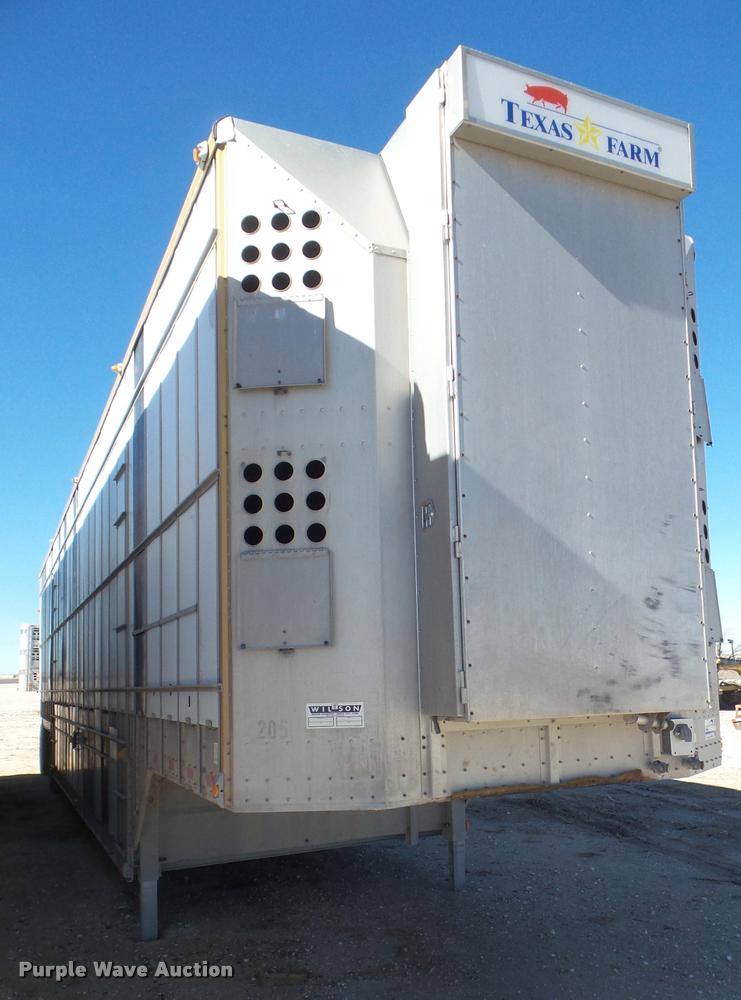 image for item DA7580 2006 Merritt livestock trailer