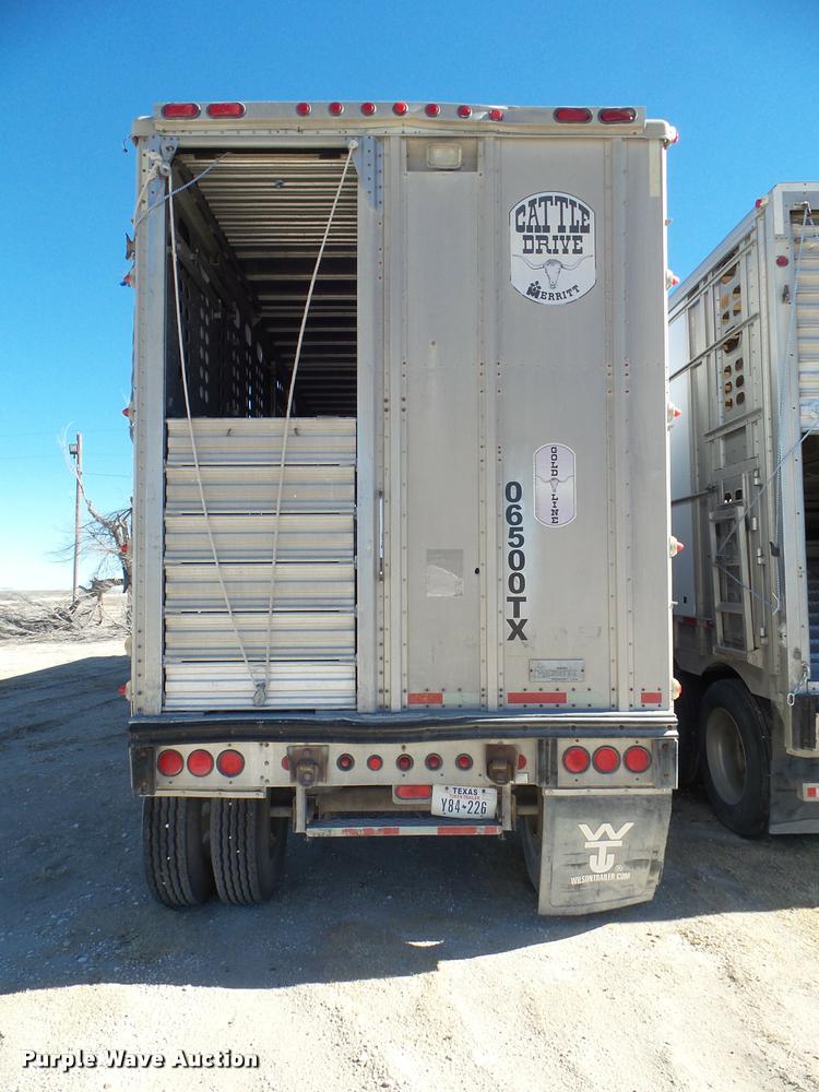 image for item DA7580 2006 Merritt livestock trailer
