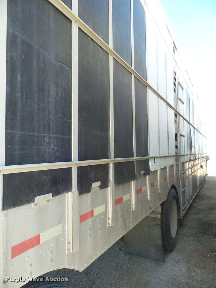 image for item DA7580 2006 Merritt livestock trailer