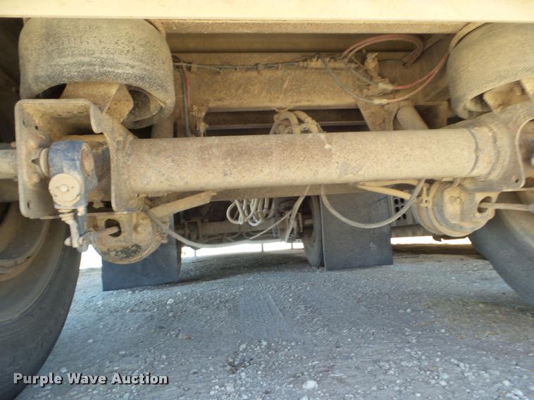 image for item DA7580 2006 Merritt livestock trailer