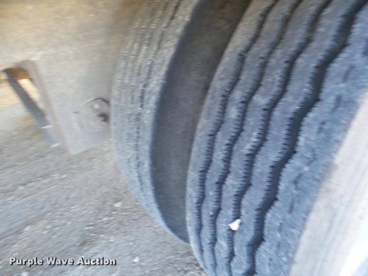 image for item DA7580 2006 Merritt livestock trailer