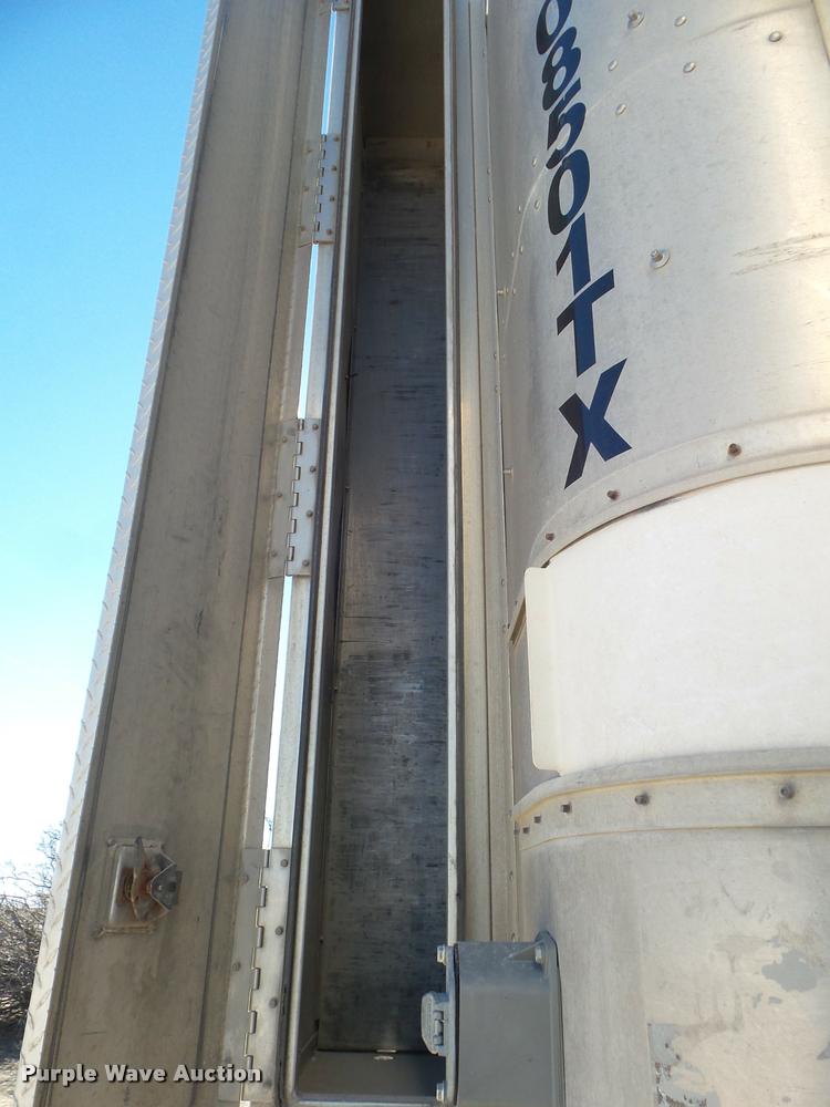 image for item DA7581 2008 Wilson PSDCL-408P livestock trailer