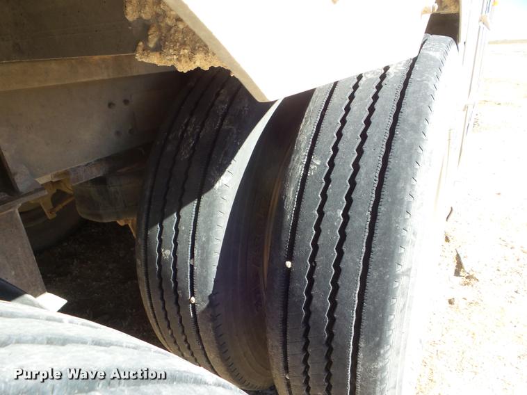 image for item DA7581 2008 Wilson PSDCL-408P livestock trailer