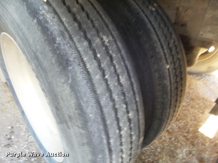 image for item DA7581 2008 Wilson PSDCL-408P livestock trailer