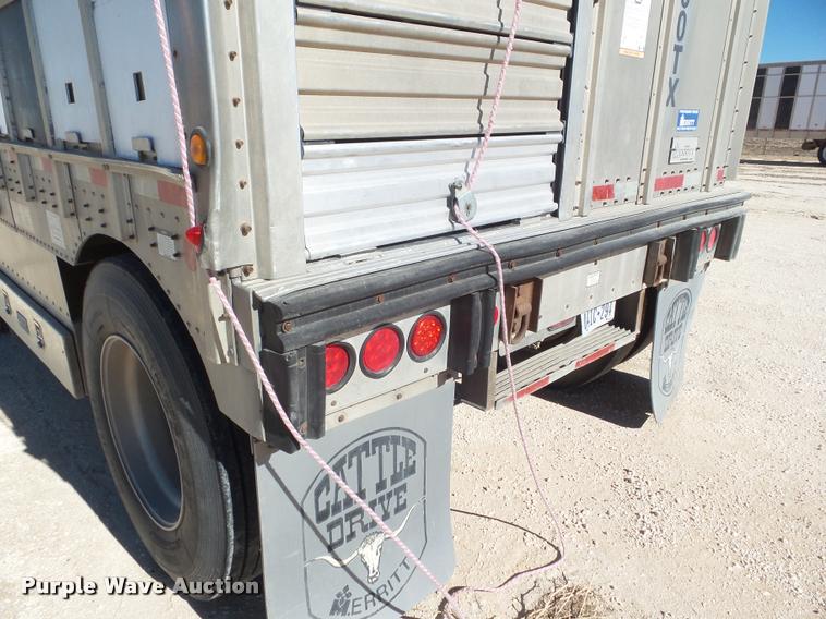 image for item DA7582 2009 Merritt livestock trailer