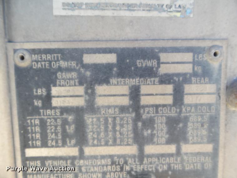 image for item DA7582 2009 Merritt livestock trailer