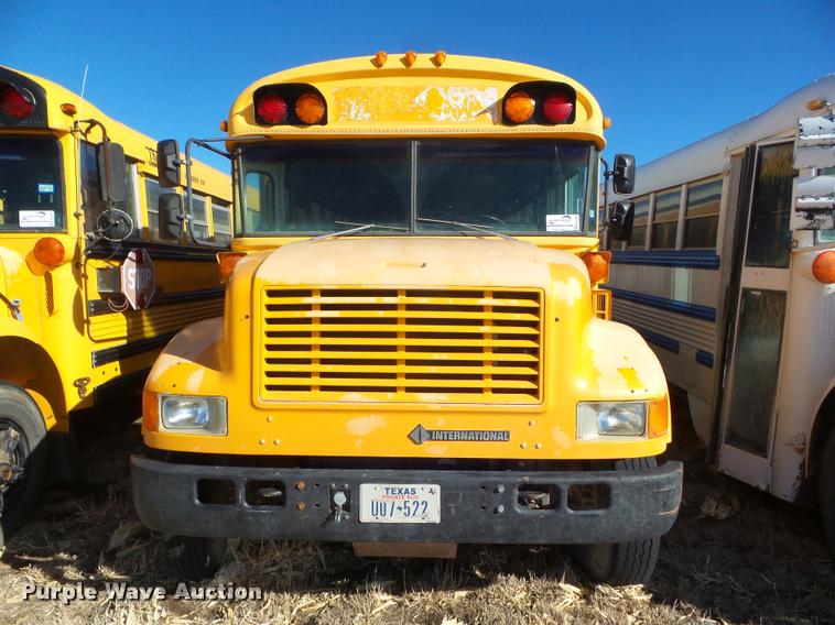 image for item DA7594 1997 International 3800 school bus