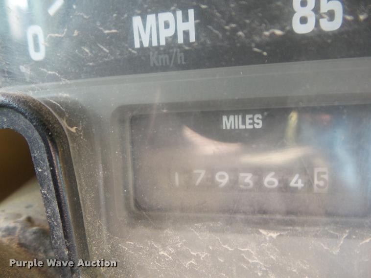 image for item DA7594 1997 International 3800 school bus