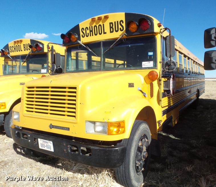 image for item DA7595 1996 International 3800 school bus