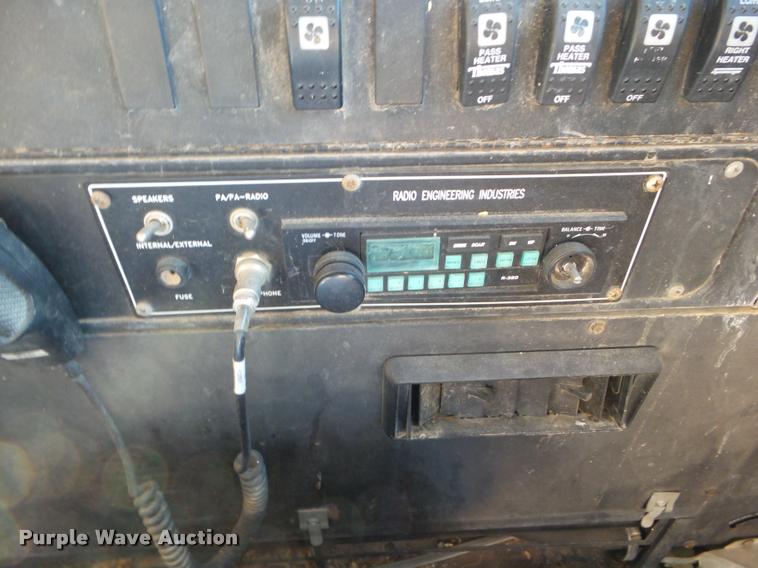 image for item DA7595 1996 International 3800 school bus