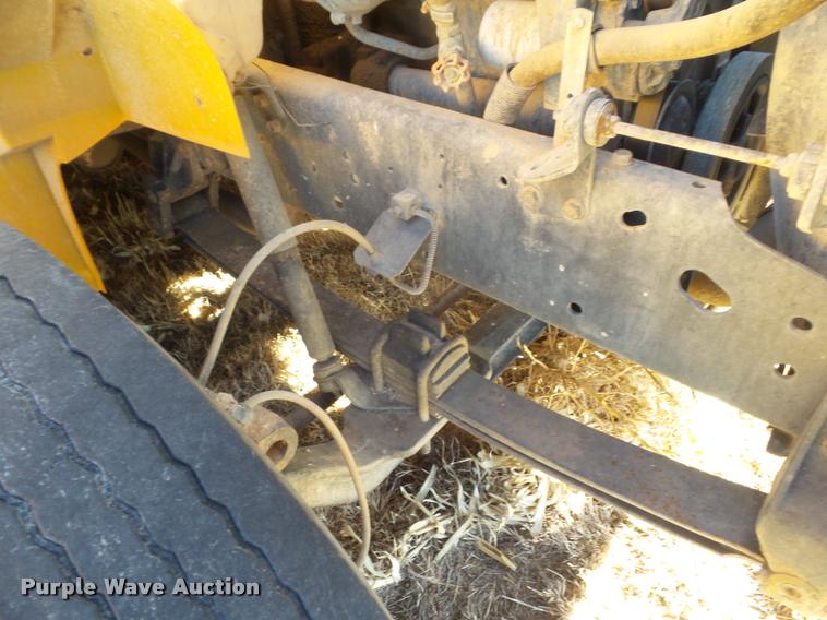 image for item DA7595 1996 International 3800 school bus