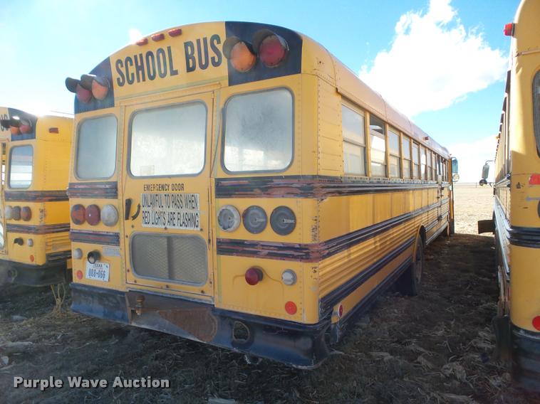 image for item DA7596 1996 International 3800 school bus