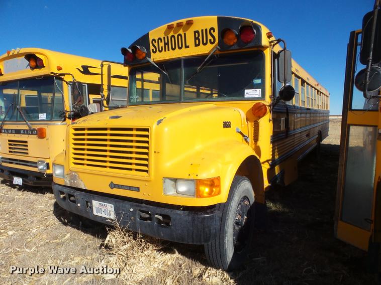 image for item DA7596 1996 International 3800 school bus