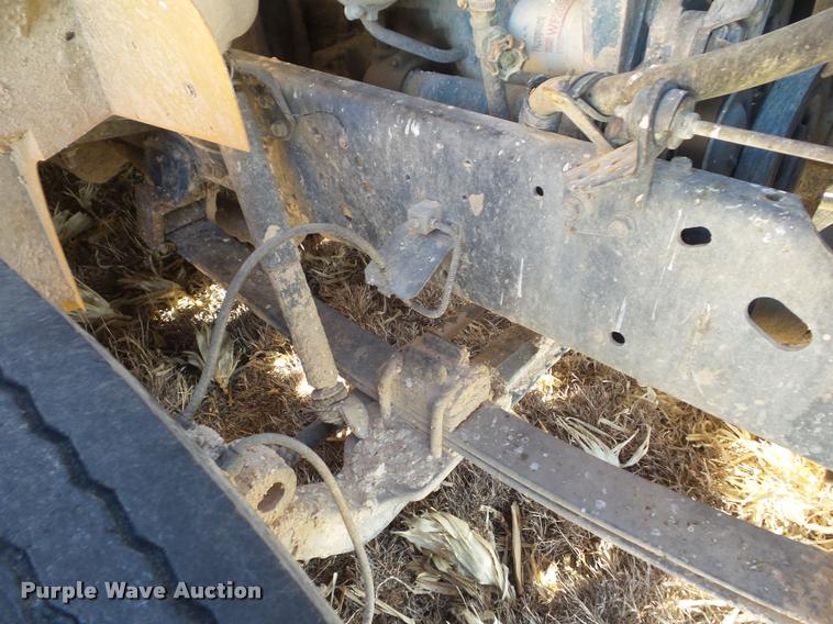 image for item DA7596 1996 International 3800 school bus