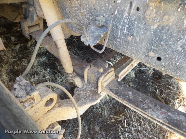 image for item DA7599 1996 International 3800 school bus