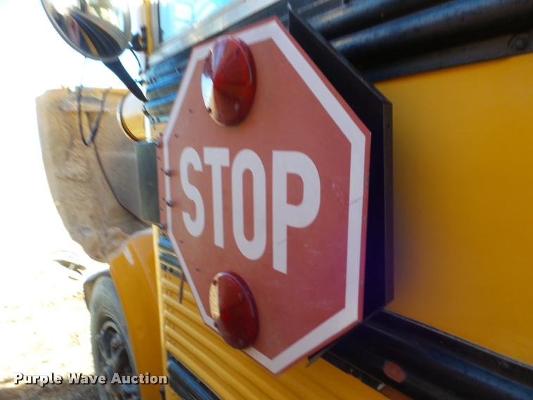 image for item DA7599 1996 International 3800 school bus