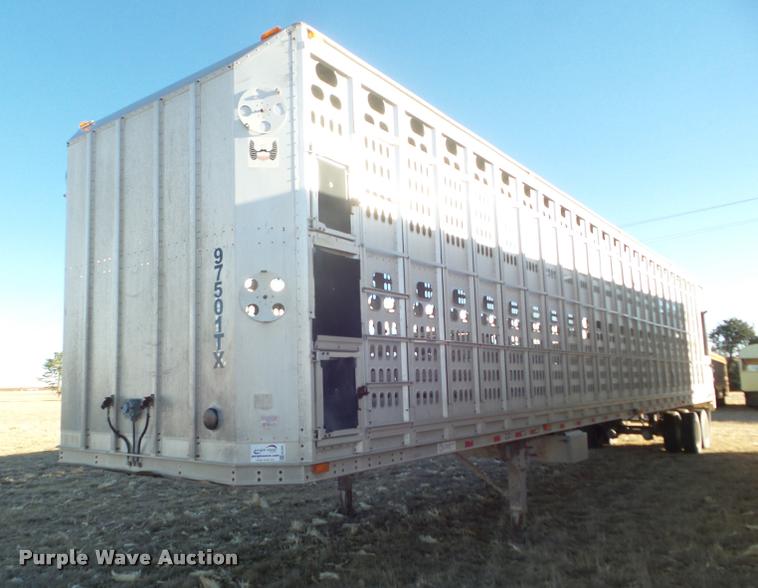 image for item DA7605 1997 Barrett 97L9884 livestock trailer