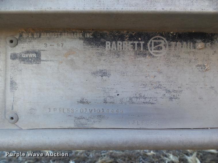 image for item DA7605 1997 Barrett 97L9884 livestock trailer