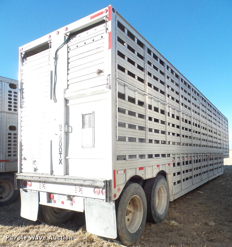 image for item DA7606 1992 Eby livestock trailer