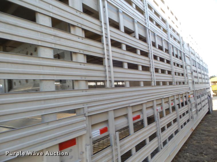 image for item DA7606 1992 Eby livestock trailer