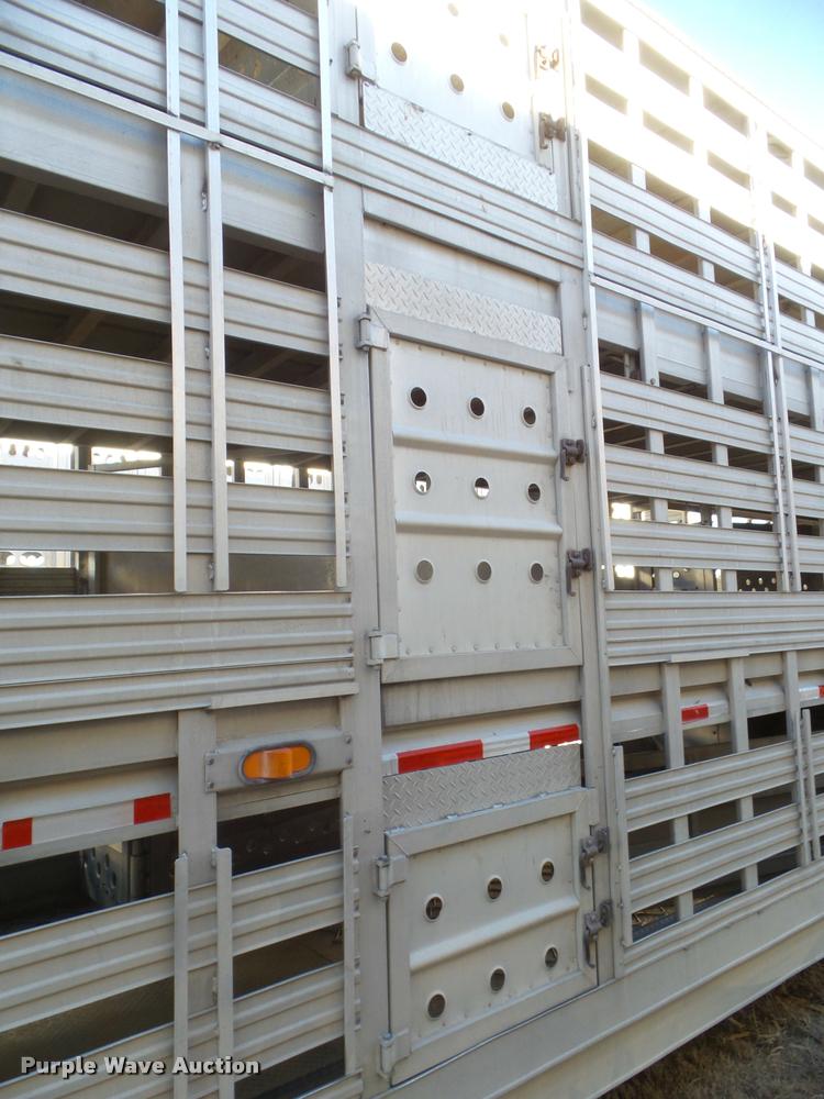 image for item DA7606 1992 Eby livestock trailer