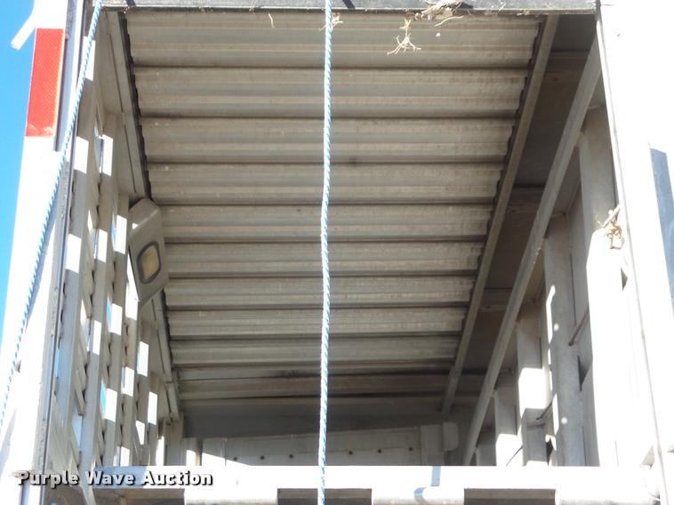 image for item DA7606 1992 Eby livestock trailer