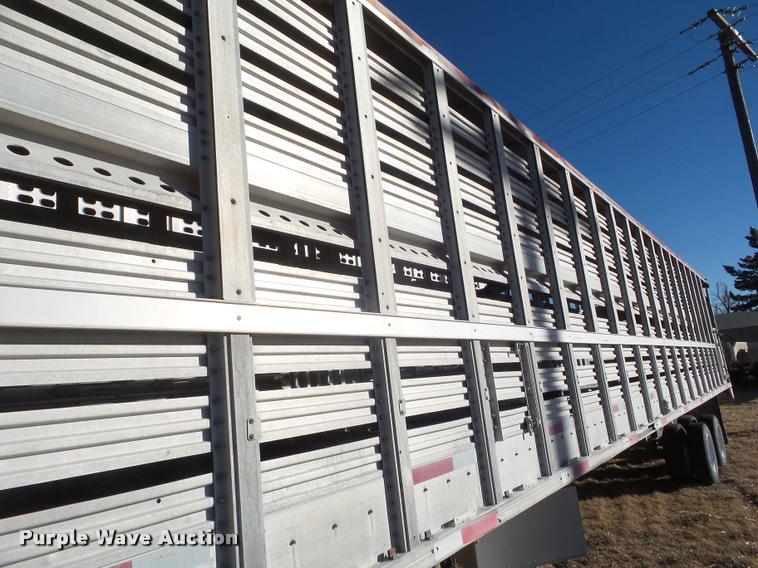 image for item DA7610 1976 Wilson livestock trailer