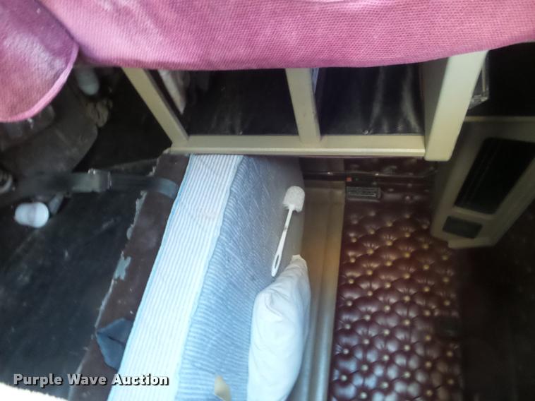 image for item DA7620 1996 Kenworth W900 semi truck