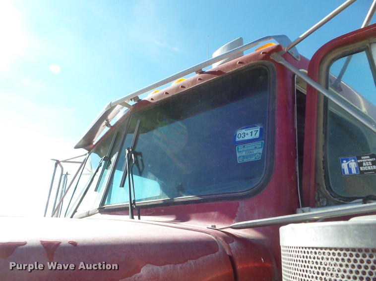 image for item DA7620 1996 Kenworth W900 semi truck