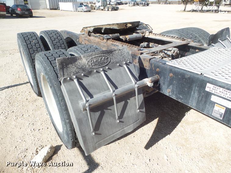 image for item DA7620 1996 Kenworth W900 semi truck