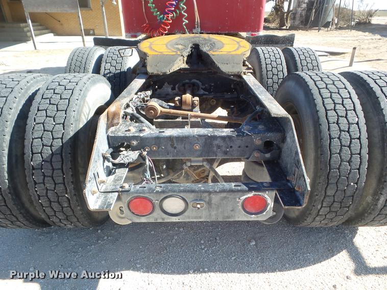 image for item DA7620 1996 Kenworth W900 semi truck