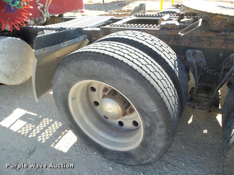 image for item DA7620 1996 Kenworth W900 semi truck