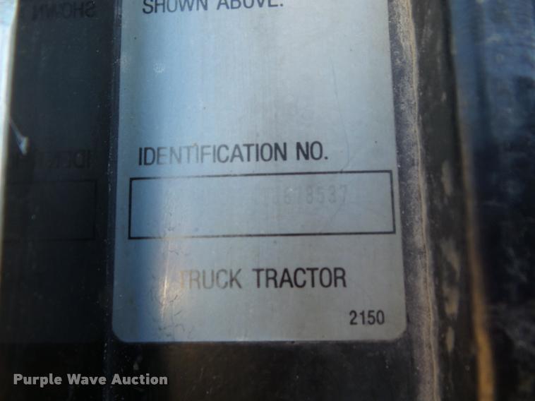 image for item DA7620 1996 Kenworth W900 semi truck